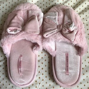 Victoria secret pink bow slippers
